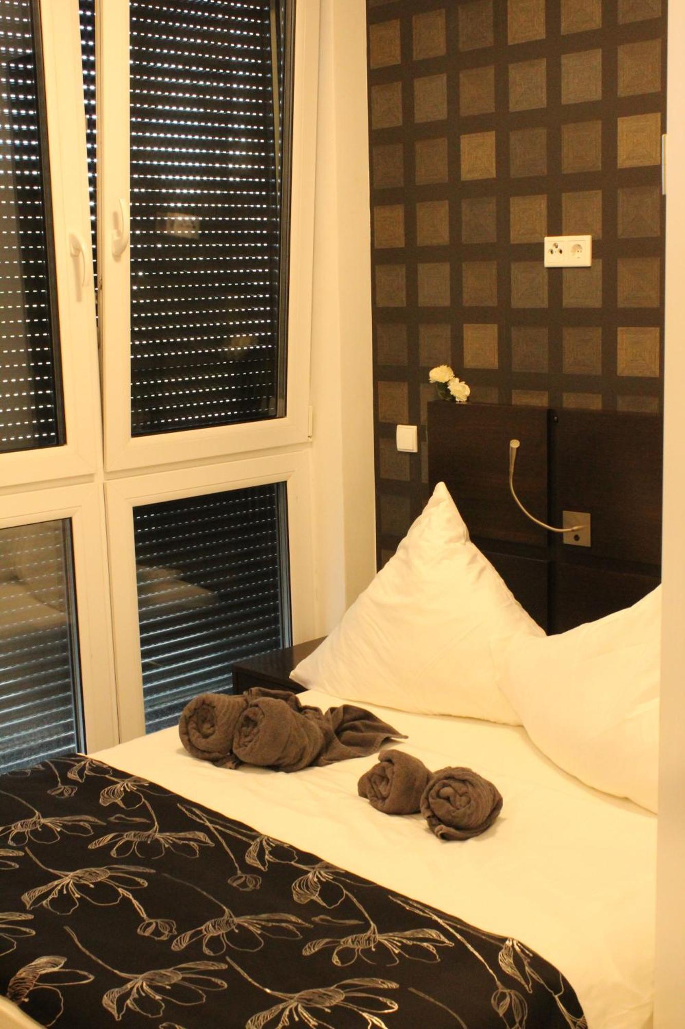 Momomotel - Self Check-In Hotel Am Stadion Köln Ngoại thất bức ảnh